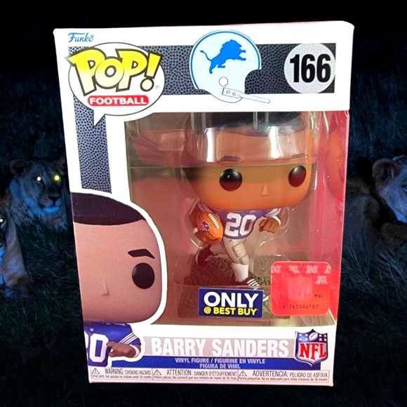 Barry Sanders best buy exclusive funko # 166 (nib) Brand new Barry Sanders funko - Picture 1 of 7